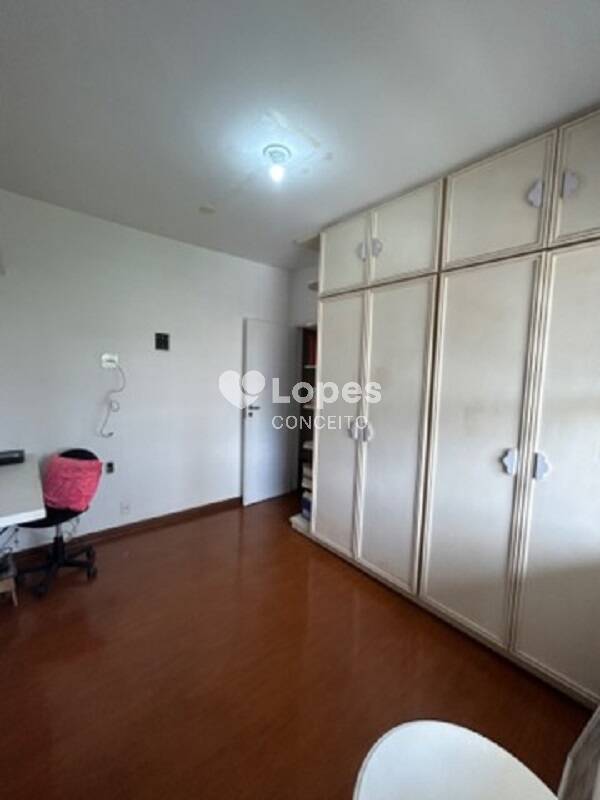 Apartamento à venda com 3 quartos, 131m² - Foto 11