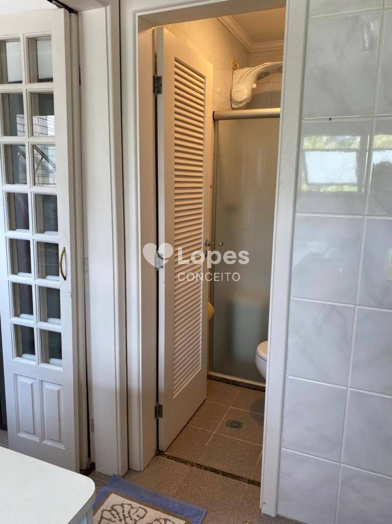 Apartamento à venda com 4 quartos, 225m² - Foto 22