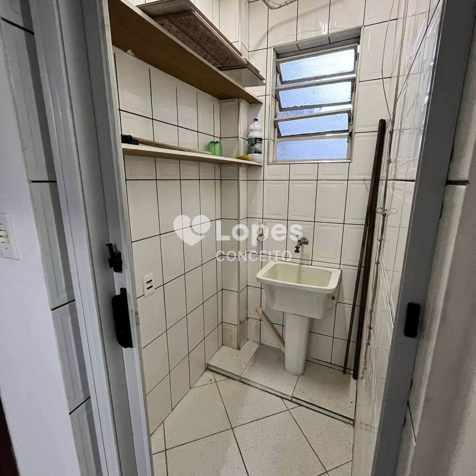 Apartamento à venda com 2 quartos, 69m² - Foto 4