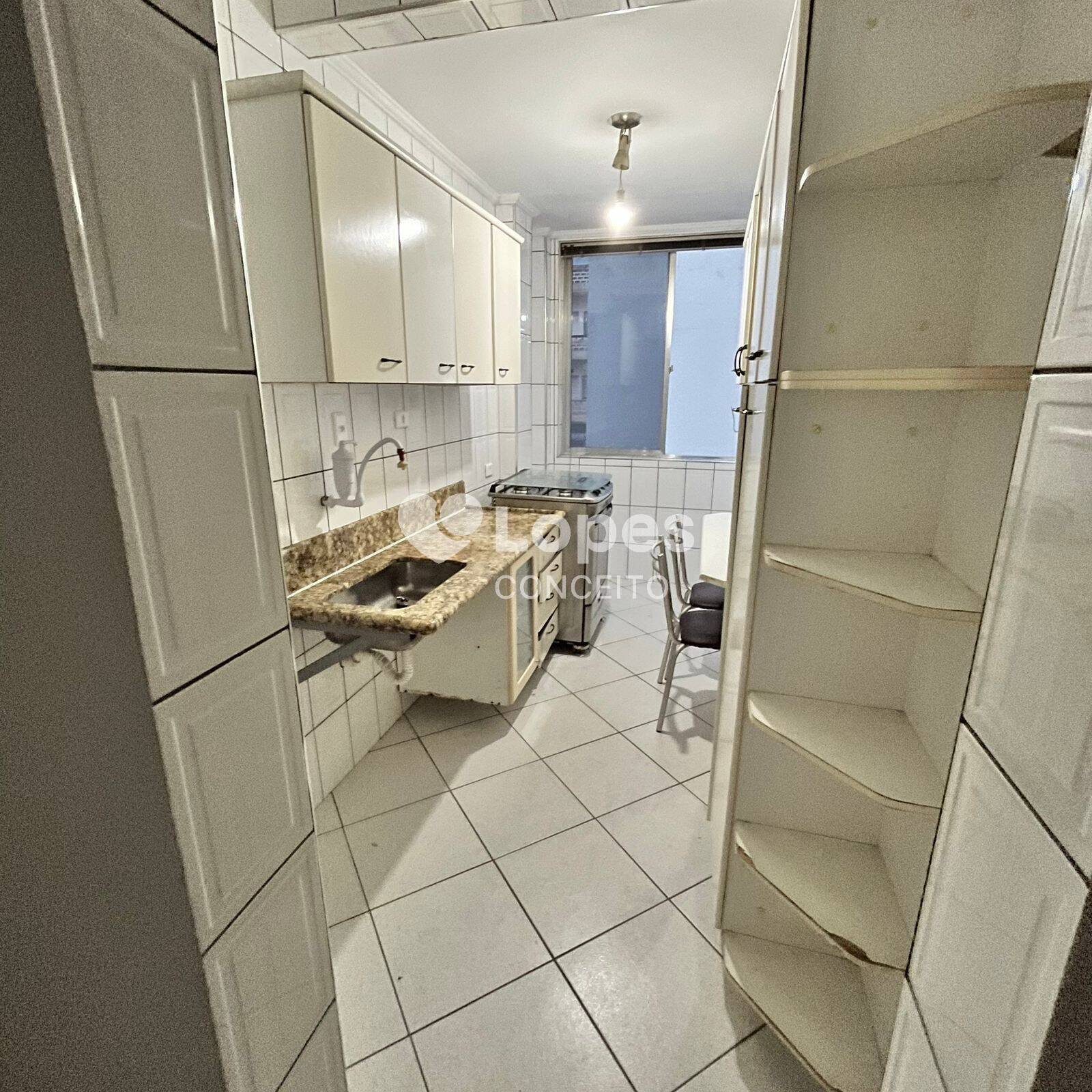 Apartamento à venda com 2 quartos, 69m² - Foto 9