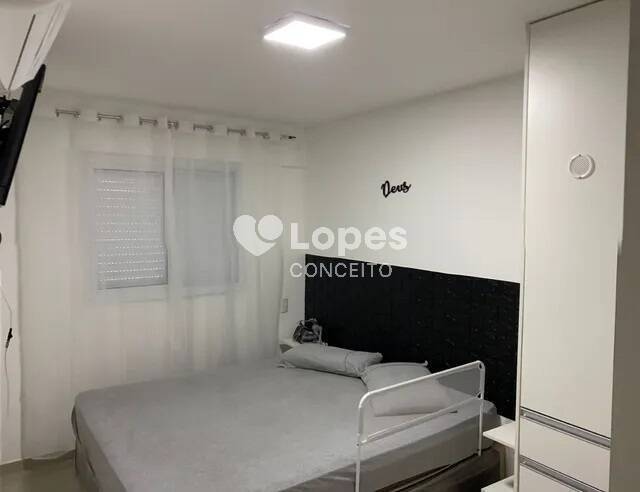 Apartamento à venda com 2 quartos, 74m² - Foto 2