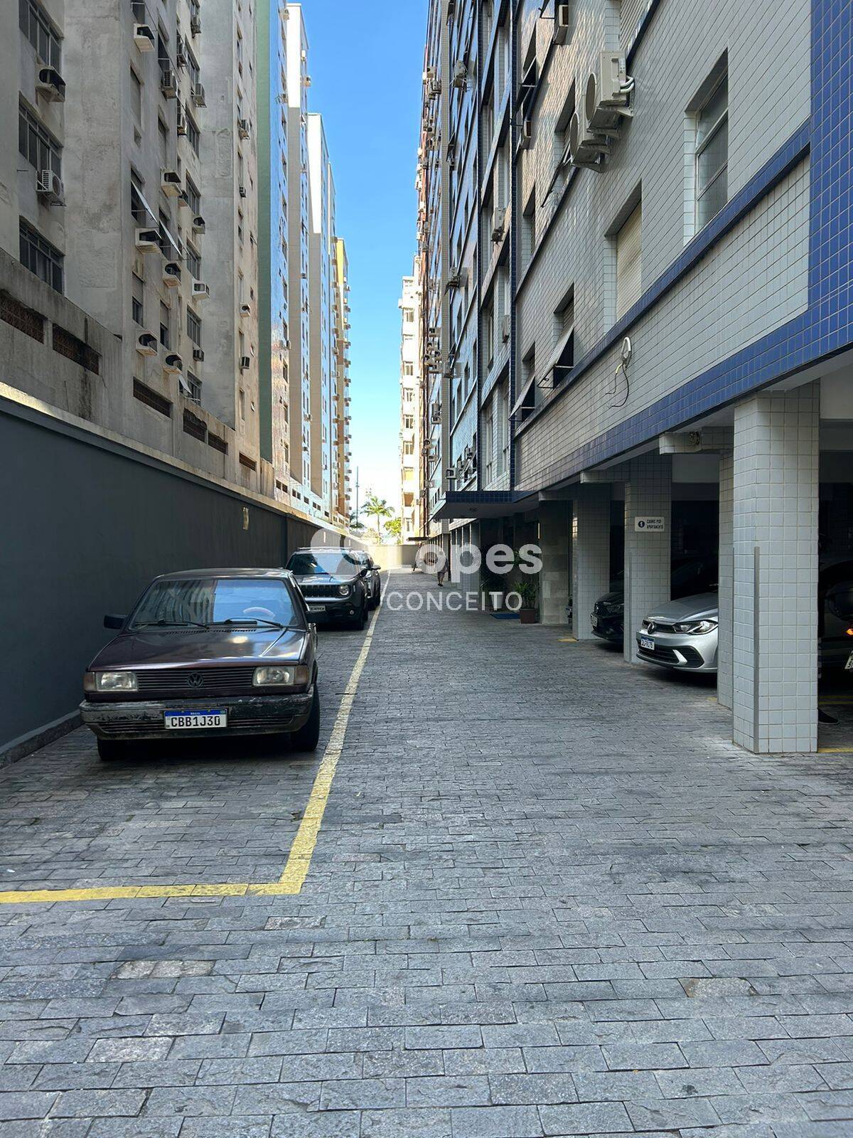 Apartamento à venda com 2 quartos, 110m² - Foto 3