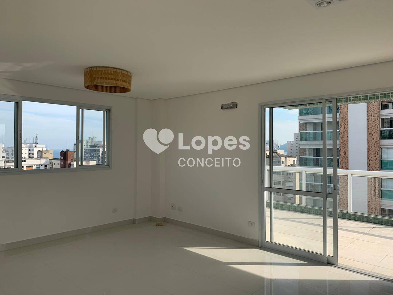 Apartamento para alugar com 3 quartos, 127m² - Foto 1