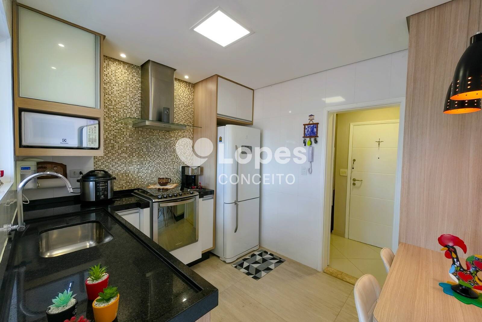 Apartamento à venda com 2 quartos, 100m² - Foto 18