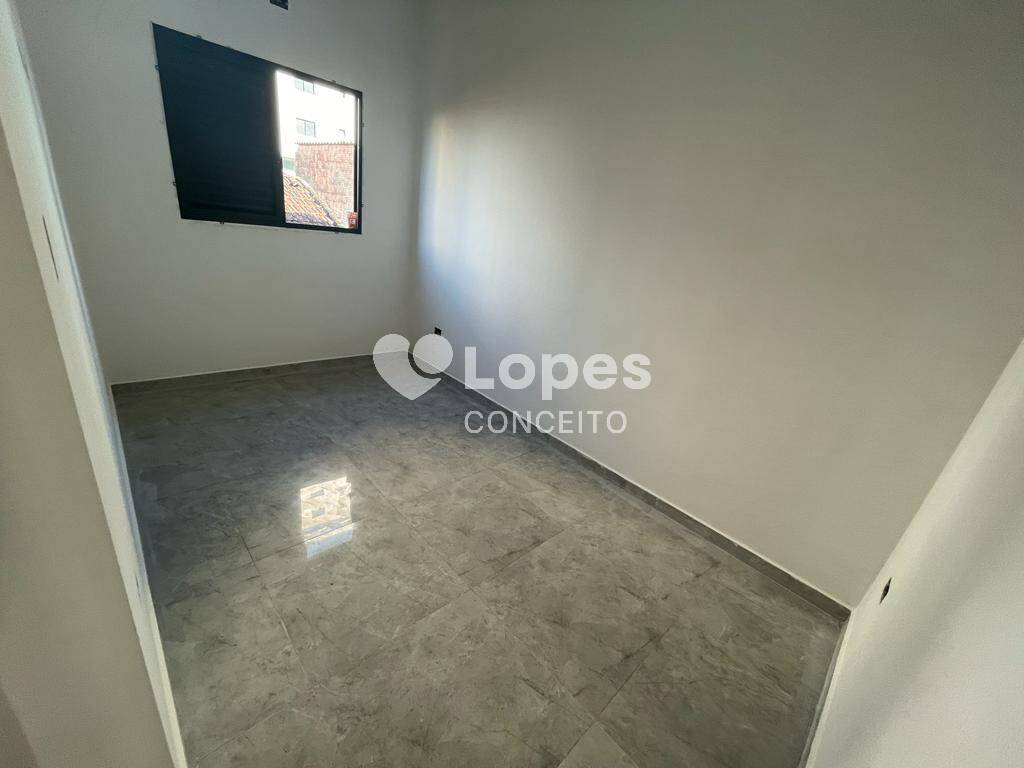 Casa à venda com 2 quartos, 57m² - Foto 6