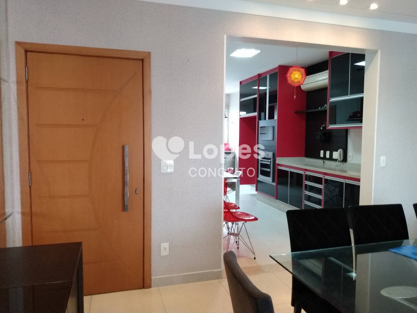 Apartamento à venda com 3 quartos, 166m² - Foto 4