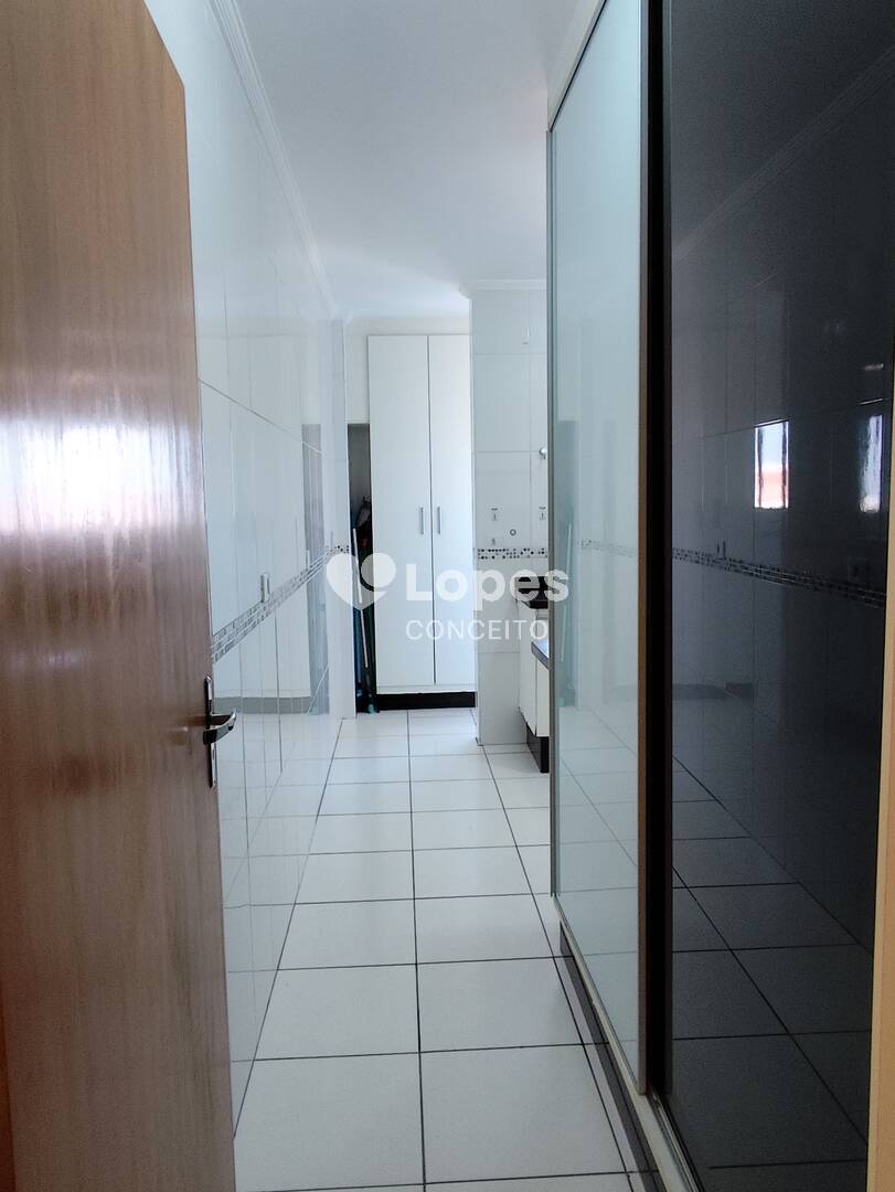 Apartamento à venda com 2 quartos, 87m² - Foto 31