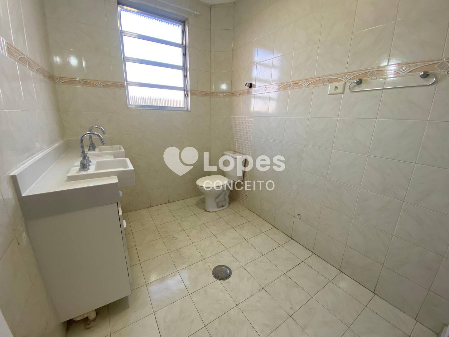 Apartamento à venda com 3 quartos, 108m² - Foto 9