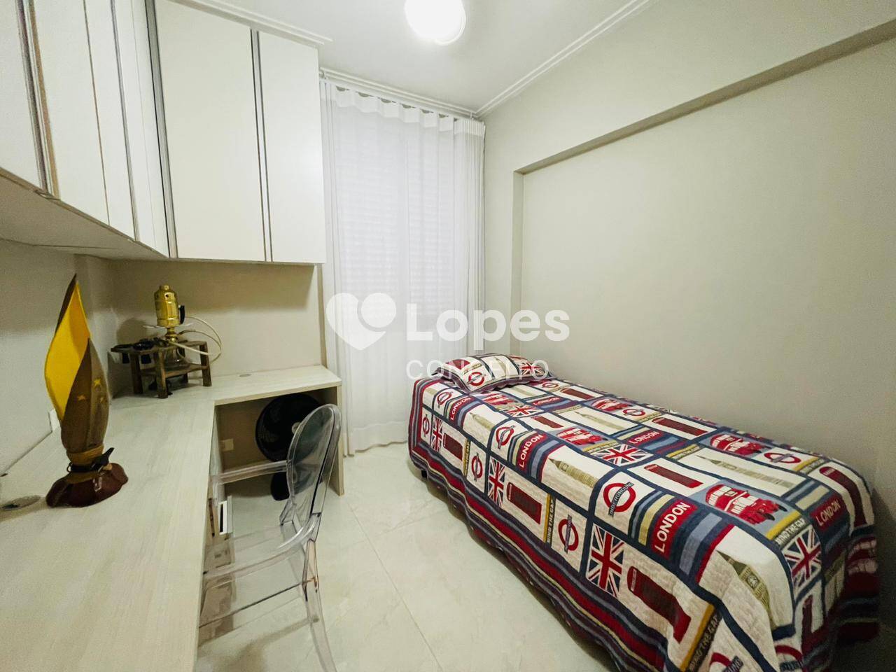 Apartamento à venda com 3 quartos, 127m² - Foto 18