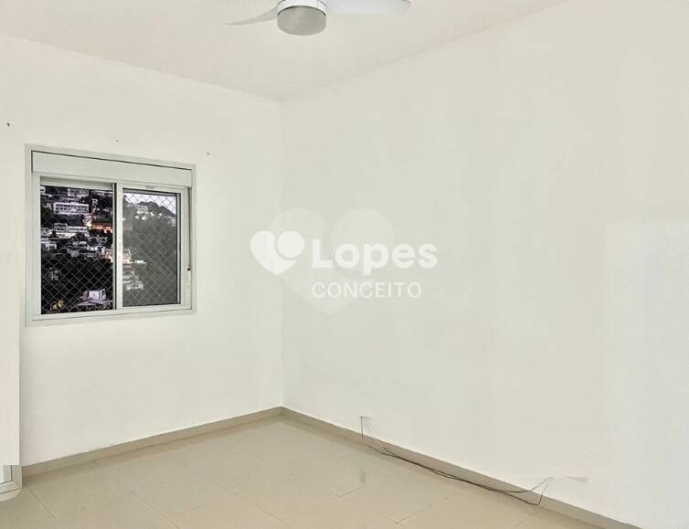 Apartamento à venda com 2 quartos, 77m² - Foto 11