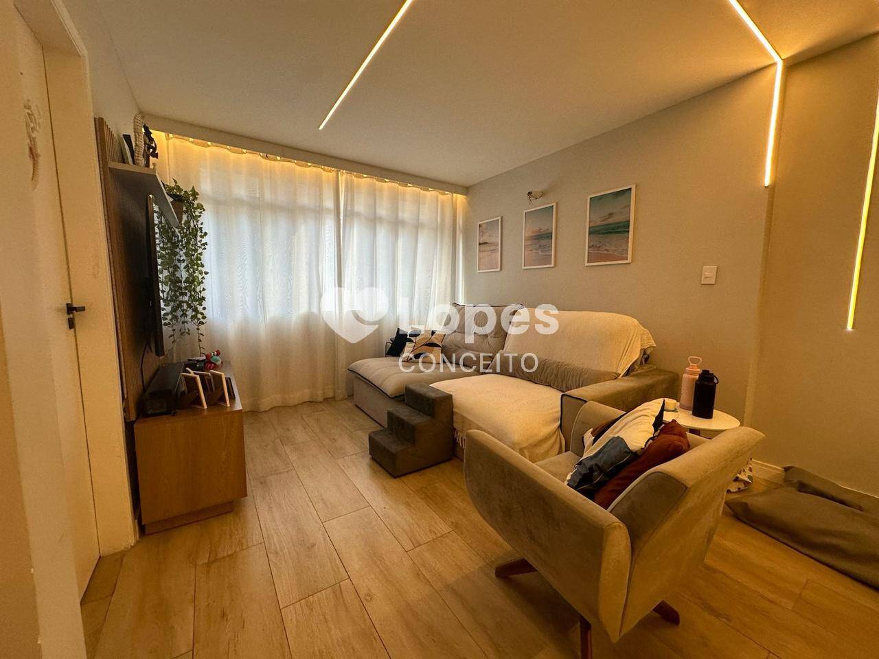 Apartamento à venda com 2 quartos, 67m² - Foto 1