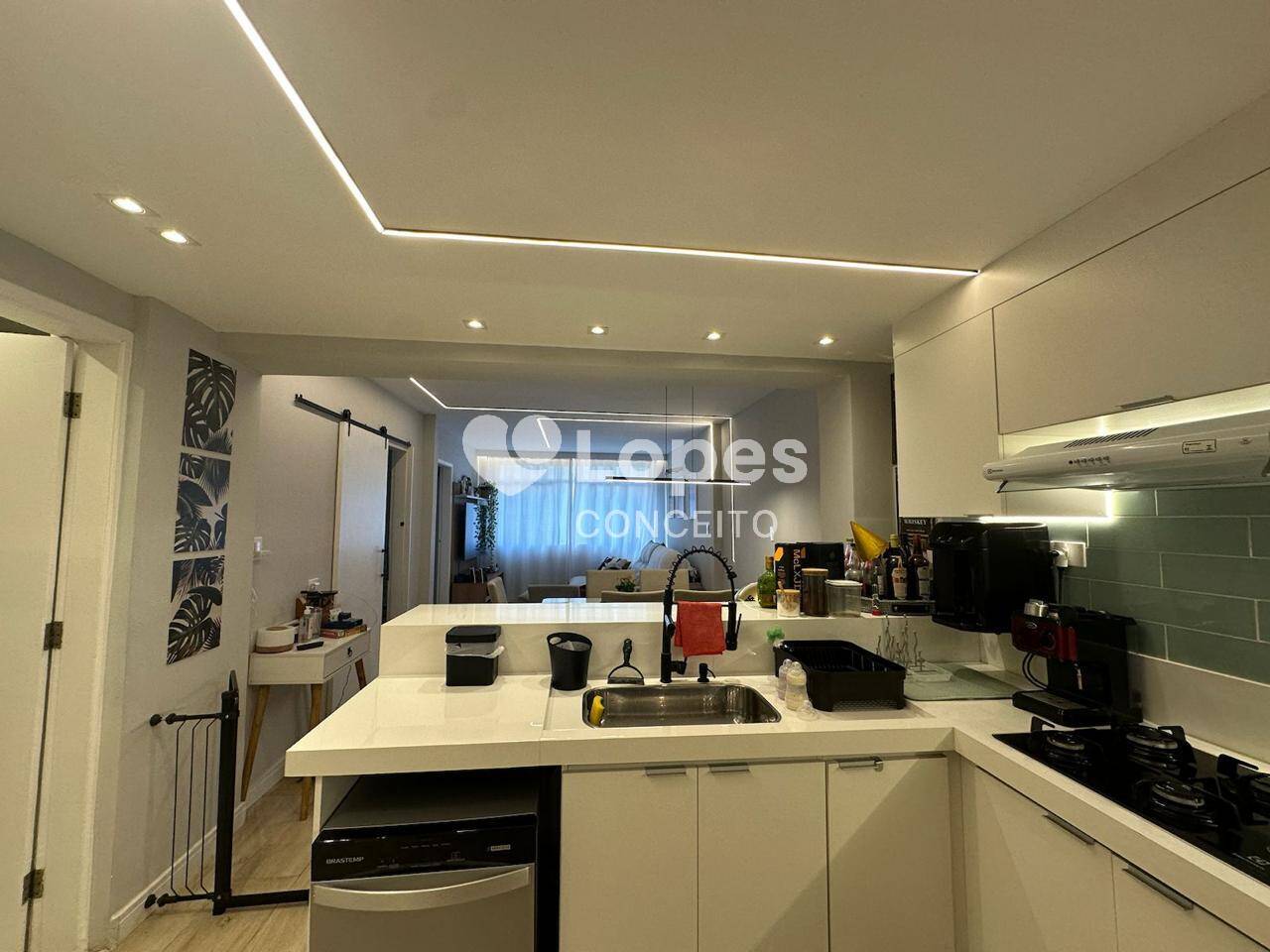 Apartamento à venda com 2 quartos, 67m² - Foto 6