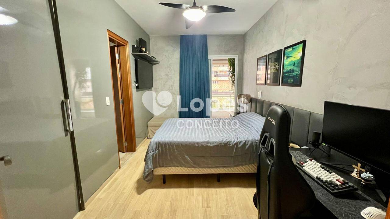 Apartamento à venda com 3 quartos, 222m² - Foto 15