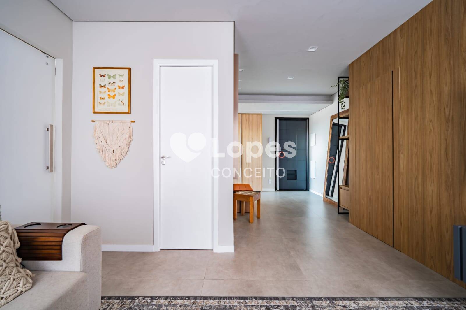 Apartamento à venda com 2 quartos, 74m² - Foto 4