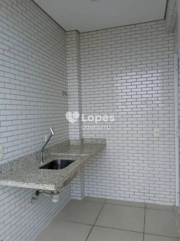 Apartamento à venda com 1 quarto, 55m² - Foto 11