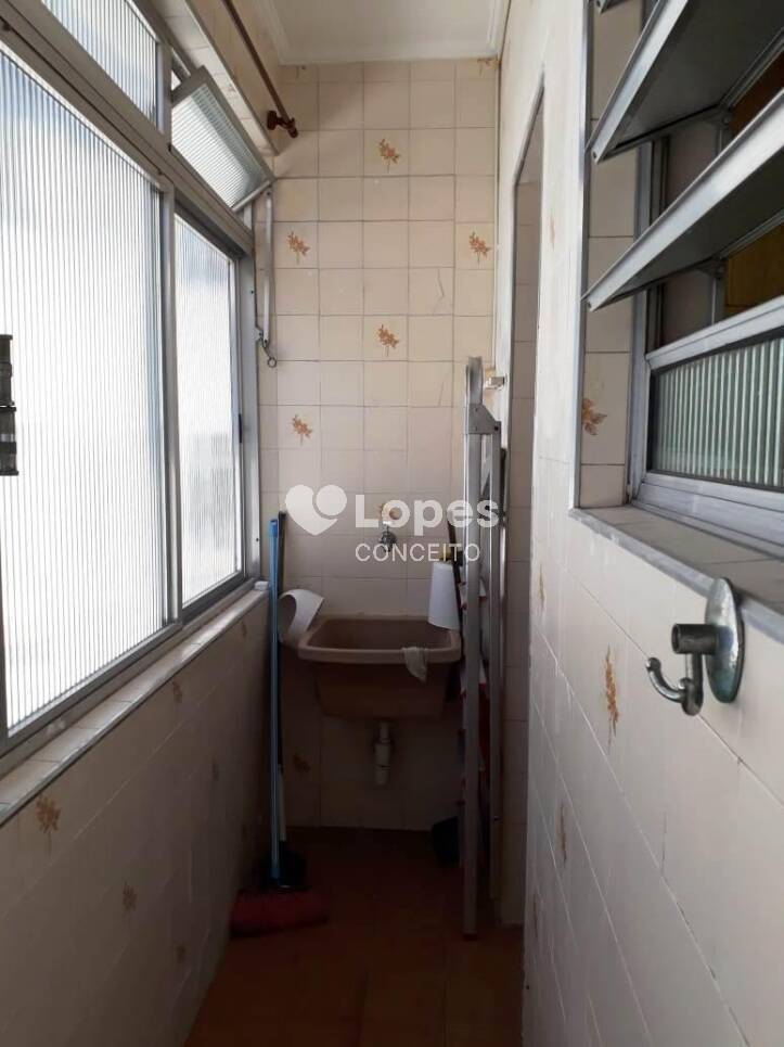 Apartamento à venda com 2 quartos, 77m² - Foto 18