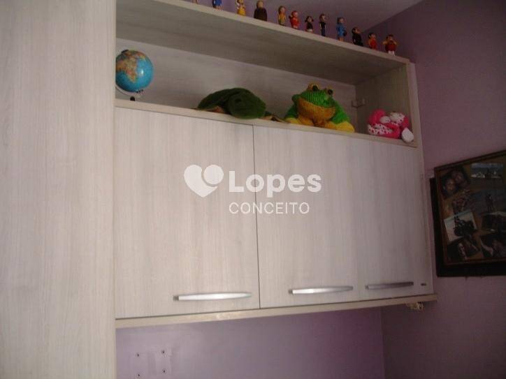 Apartamento à venda com 2 quartos, 62m² - Foto 15