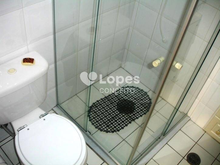 Apartamento à venda com 2 quartos, 62m² - Foto 19